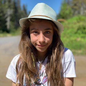 Meet your Posher, Romane